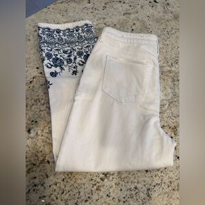 Chico’s So Slimming Girlfriend Slim Leg Crop Jeans– White with Blue Floral Hem